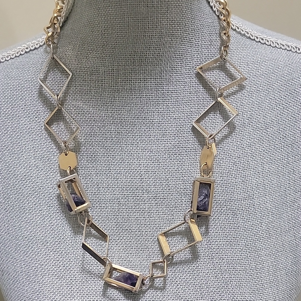 Vintage Geometric design accent gold toned chain necklace w/ amethyst crystals